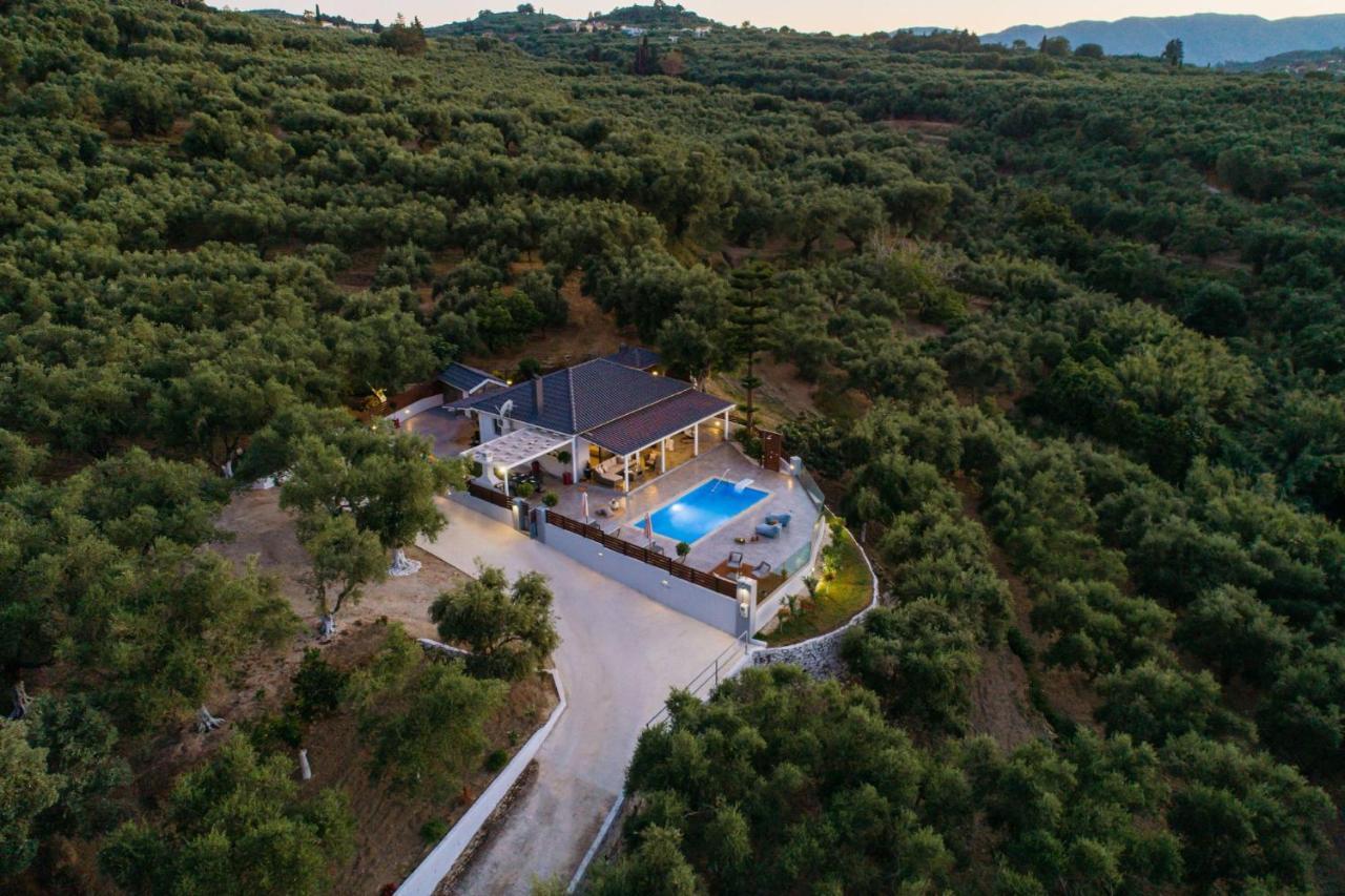 Villa Venia - Cozy Escape With Scenic Sew View, By Zantewize Tragaki Buitenkant foto