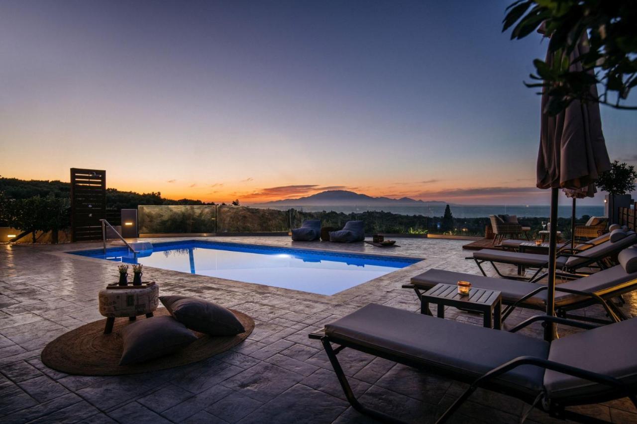 Villa Venia - Cozy Escape With Scenic Sew View, By Zantewize Tragaki Buitenkant foto