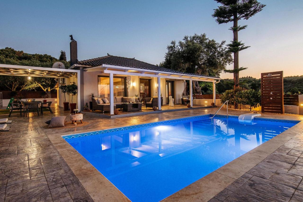 Villa Venia - Cozy Escape With Scenic Sew View, By Zantewize Tragaki Buitenkant foto