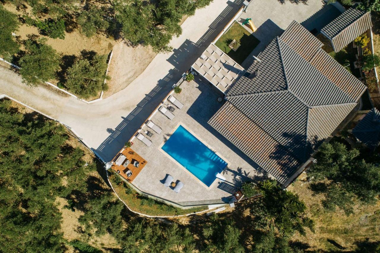 Villa Venia - Cozy Escape With Scenic Sew View, By Zantewize Tragaki Buitenkant foto